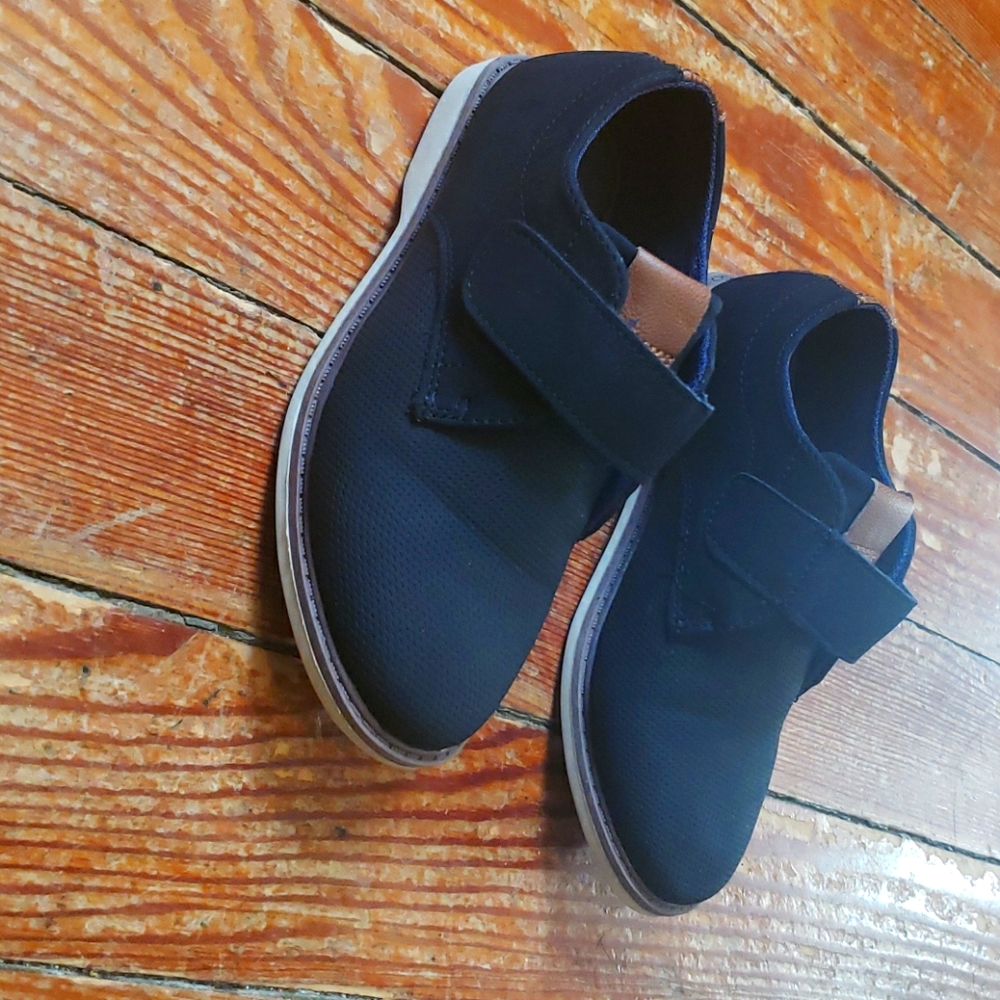 Max + Jake boys dress shoes
